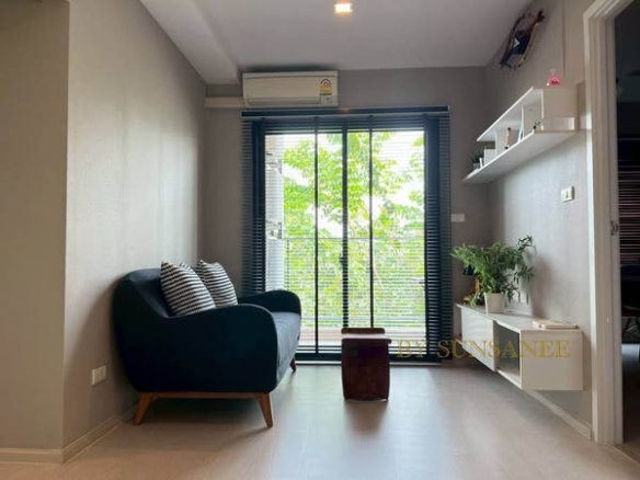 living room and room interior of Condolette Pixel Sathorn