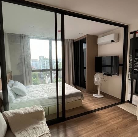 bedroom and room interior of Cybiq รามคำแหง