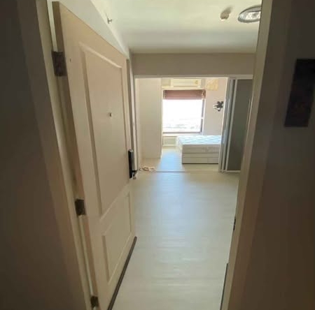 room interior of Fuse Mobius