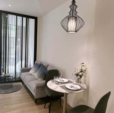 living room of Fynn Asoke