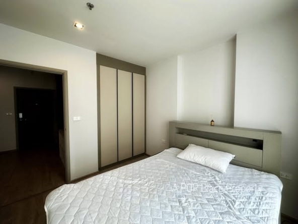 bedroom and room interior of IDEO Rama9 – Asoke