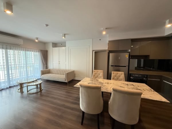 living room of IDEO Rama9 – Asoke