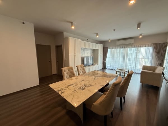 room interior of IDEO Rama9 – Asoke