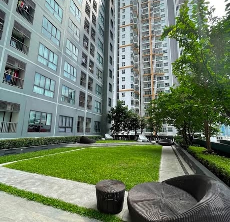 Ideo Sathon-Tha Phra