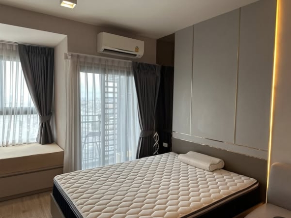 bedroom of Ideo Sathon-Wongwian Yai