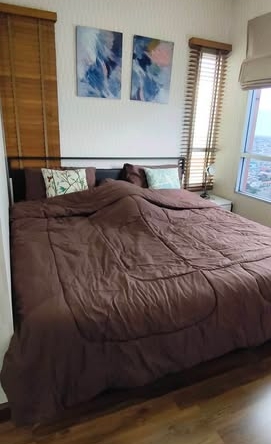 bedroom of IVY River Condo