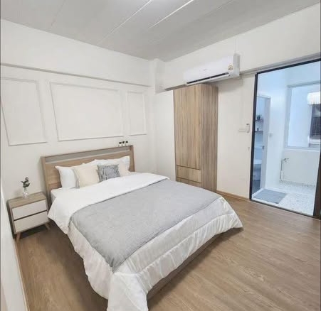 bedroom of Keerasap Mansion Ville