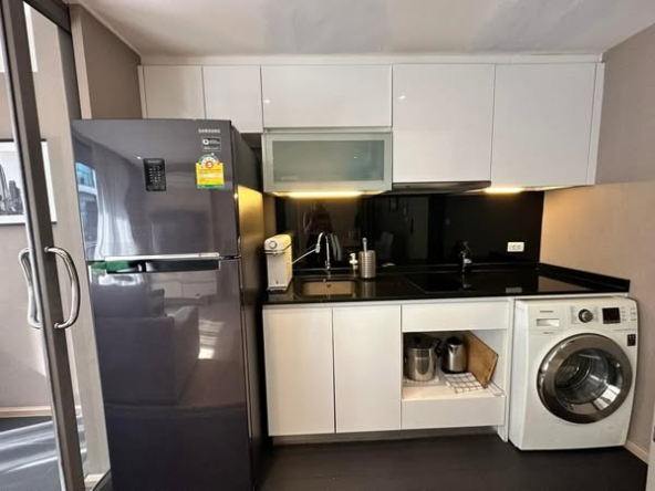 Klass Silom Condo