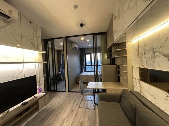 living room of KnightsBridge Prime Onnut