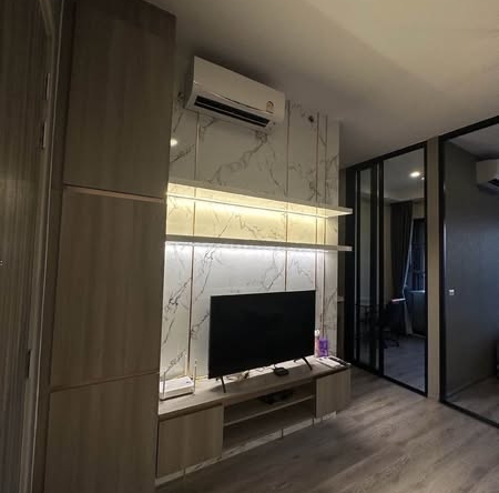 room interior and kitchen of KnightsBridge Prime Onnut