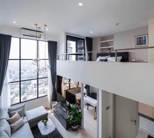 living room and bedroom of KnightsBridge Prime Sathon
