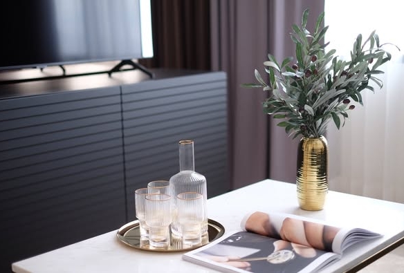 room interior and bathroom of KnightsBridge Prime Sathon