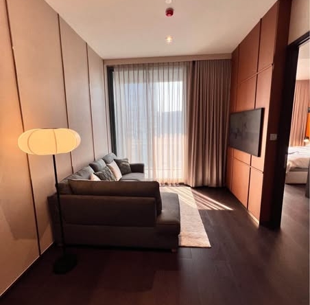 living room and bedroom of LAVIQ Sukhumvit 57