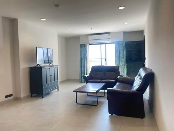 living room of Liberty Park 2