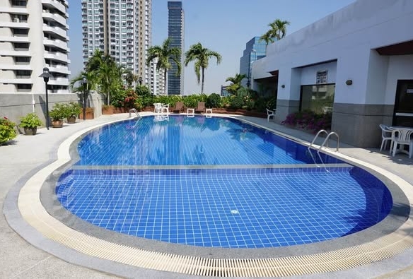 pool of Liberty Park 2