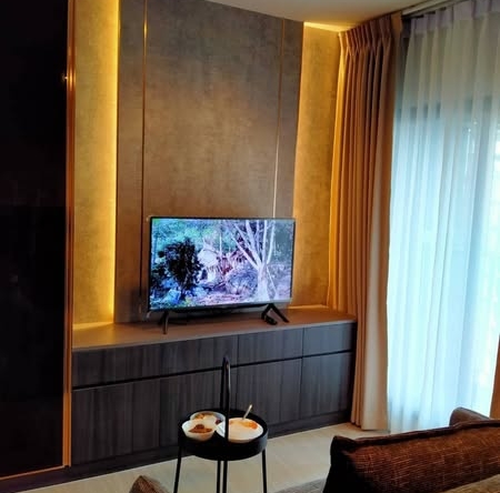 living room of Life Asoke – Rama 9