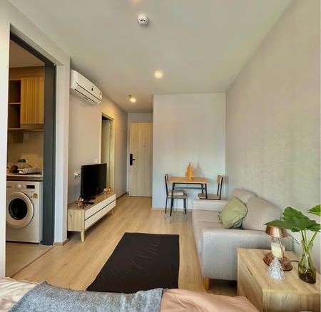 bedroom and living room of Life Rama 4 – Asoke