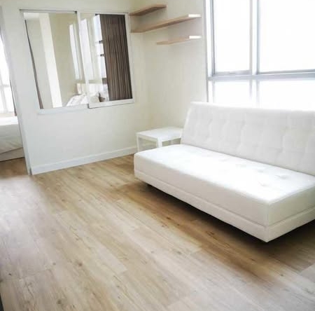 living room of Life @ Ratchada-Suthisan
