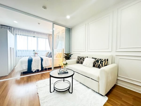living room of Lumpini Place Ratchada-Tha Phra