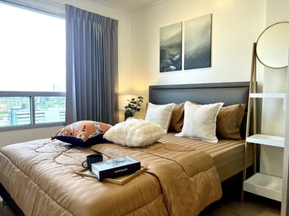 bedroom of Lumpini Ville La Salle – Bearing