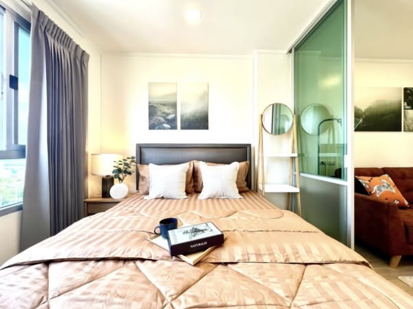 bedroom and room interior of Lumpini Ville La Salle – Bearing
