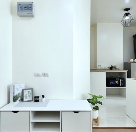 living room and room interior of Lumpini Ville On Nut – Phatthanakan