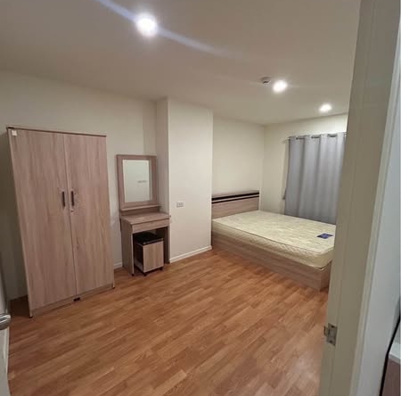 bedroom of Lumpini ville Sukhumvit 101/1