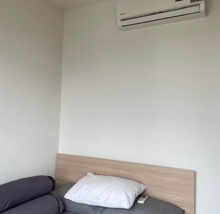 bedroom and bathroom of M Jatujak