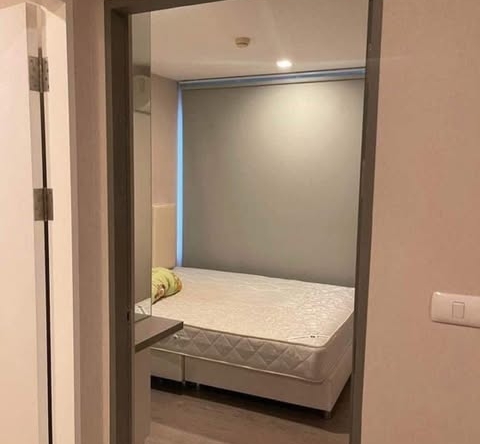 bedroom and room interior of Metro Luxe Ratchada