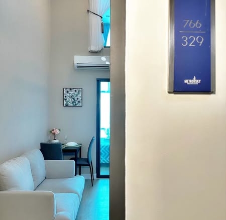 living room of Metro Sky Prachachuen