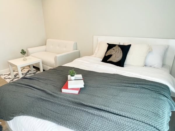 bedroom of Metro Sky Wutthakat