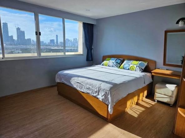 bedroom of Monterey Place