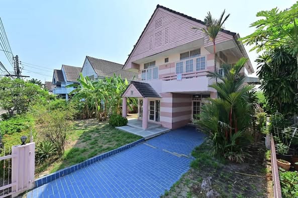 Mooban Home Place