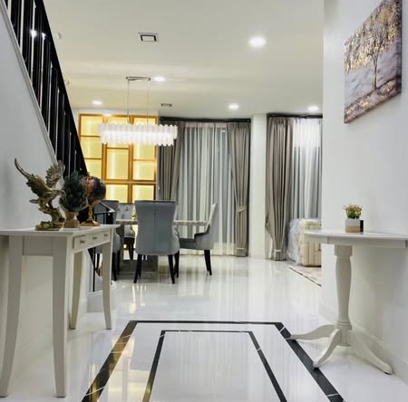 living room of Nantawan Rama 9 – New Krungthepkreetha