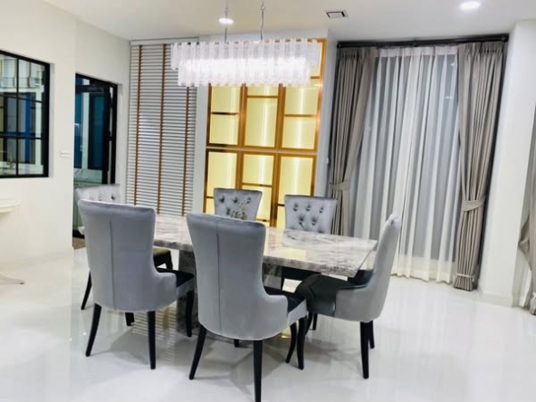room interior of Nantawan Rama 9 – New Krungthepkreetha