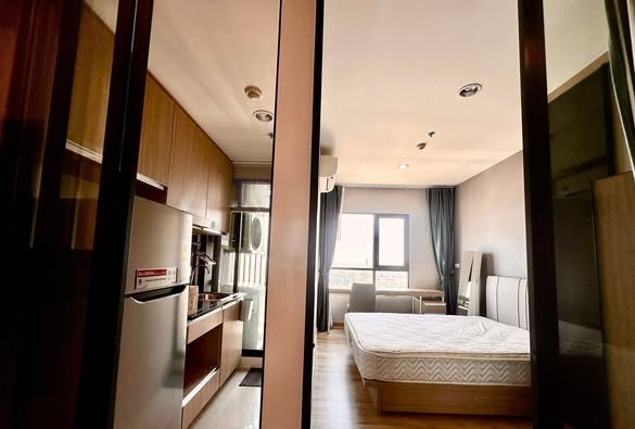 bedroom and room interior of Niche MONO Sukhumvit Bearing