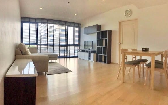 living room of Noble Reflex