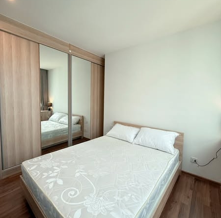 bedroom of Noble Revolve Ratchada 2