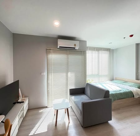 bedroom and room interior of NUE Noble Srinakarin Lasalle นิว โนเบิล ศรีนครินทร์ – ลาซาล