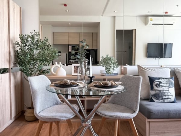 living room of Park Origin Phrom Phong