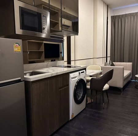 Park​ Origin​ Thonglor