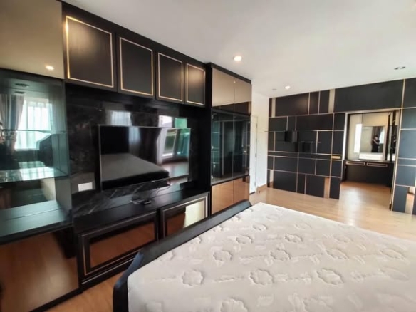 bedroom of Passorn Prestige Luxe Pattanakarn 44
