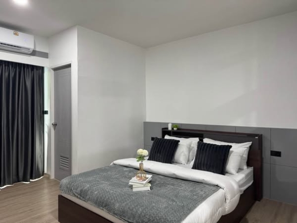 bedroom of Phanason City Condo