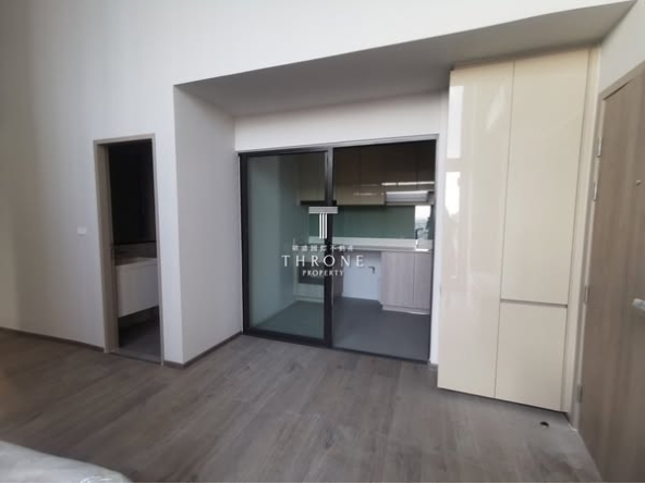 room interior of Piti Sukhumvit 101