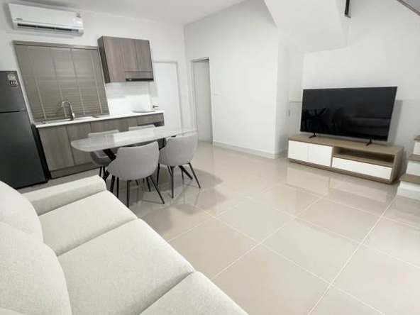 living room of Pleno Sukhumvit-Bangna 2
