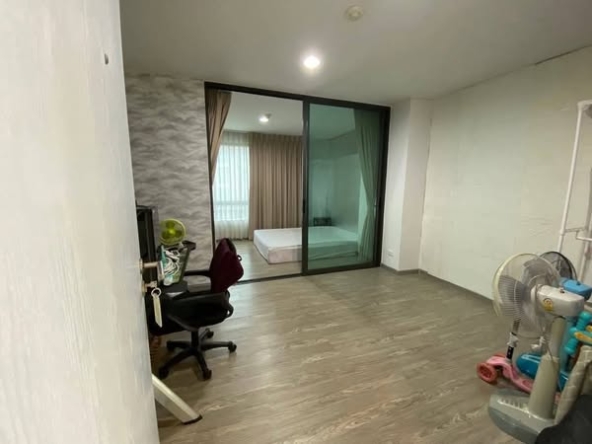 bedroom and room interior of Polis Condo