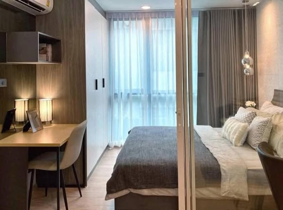 bedroom and room interior of Premio Quinto