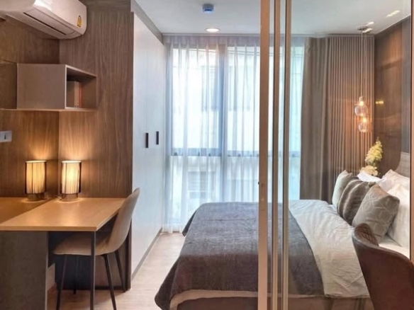 bedroom and room interior of Premio Quinto