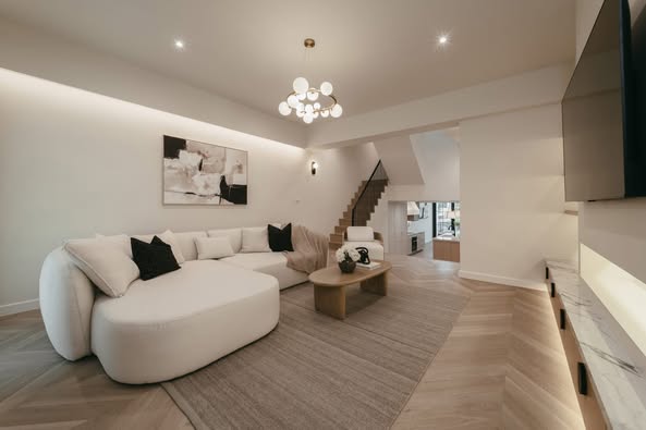 living room of Quarter 31