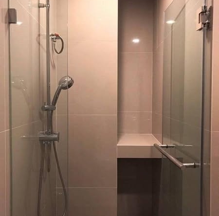 room interior and bathroom of Rhythm Asoke 2